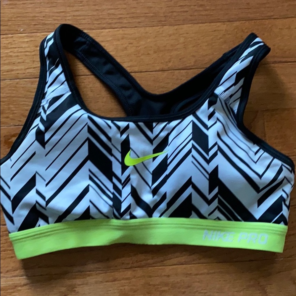 nike sports bra